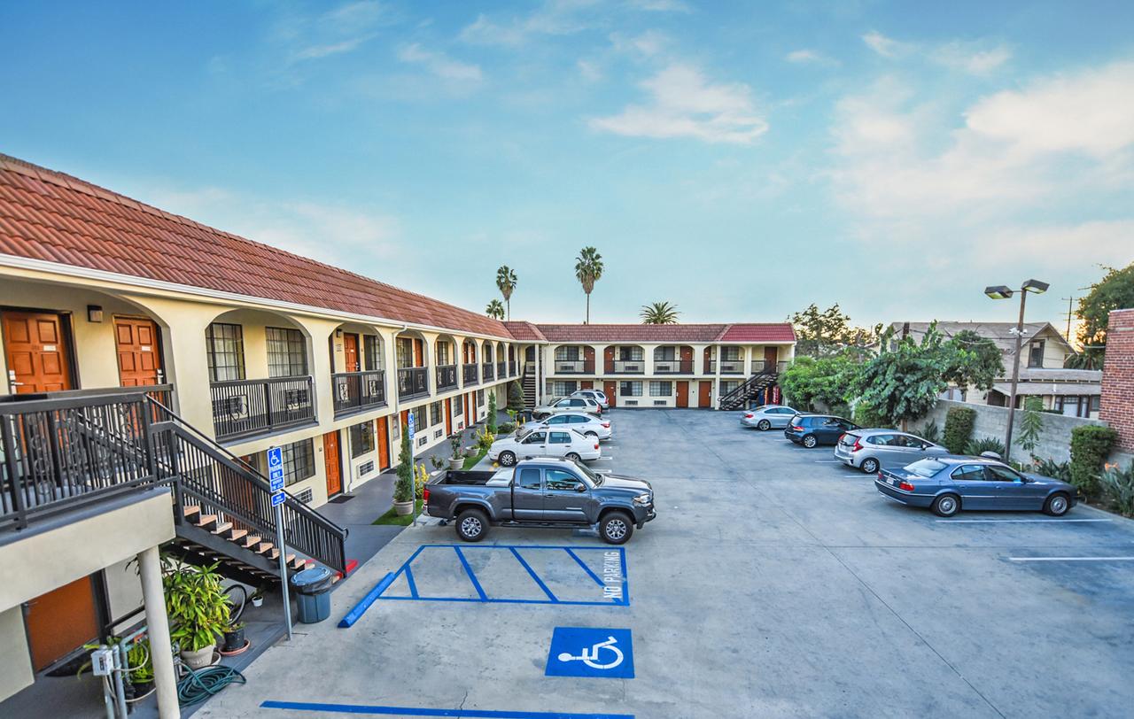 Hotels with Parking